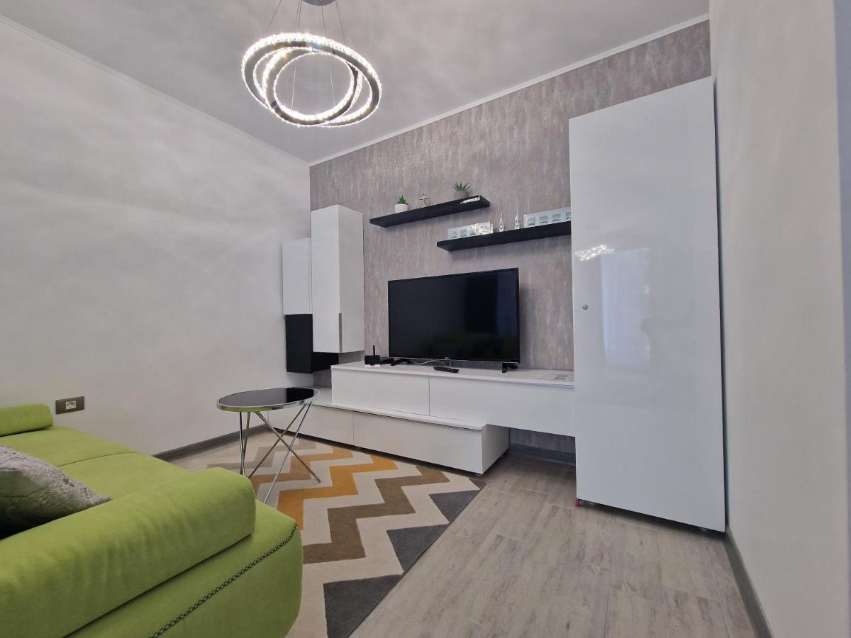 Dava Aparthotel Pool & Spa Mamaia Nord Нэводари Экстерьер фото